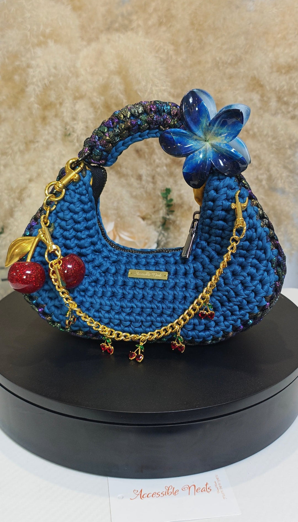 Lunate Bag