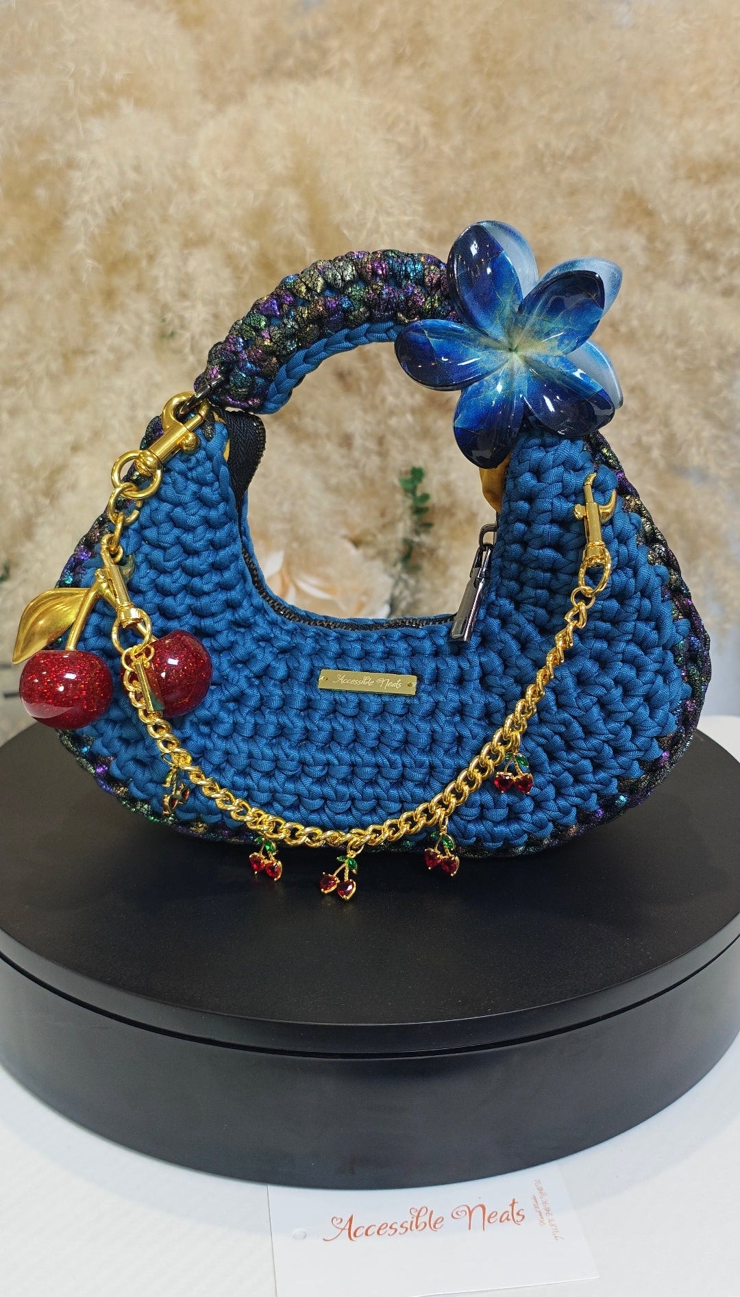 Lunate Bag